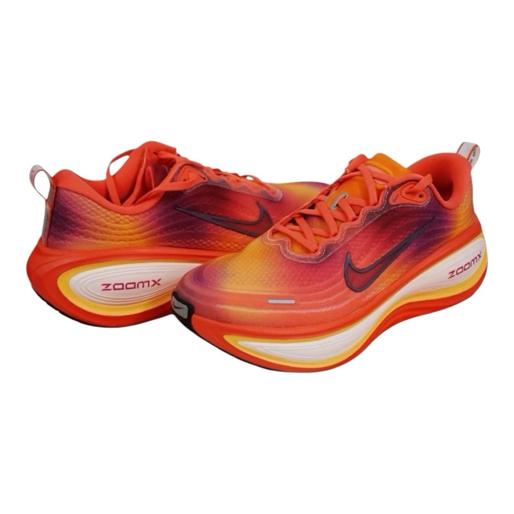 Nike Vomero Plus SE Running Shoes Women's Size 5.5 Ember Glow Athletic Sneakers